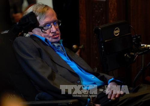 Nhà vật lý Stephen Hawking cảnh báo hiểm họa của trí tuệ nhân tạo 